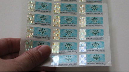 防偽標(biāo)簽怎么用，防偽標(biāo)簽?zāi)壳坝袘?yīng)用的行業(yè)